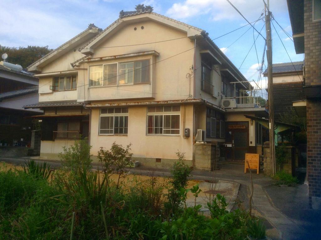 فندق Imabari Railway Stationفي  Salt House Shimanami Gh المظهر الخارجي الصورة